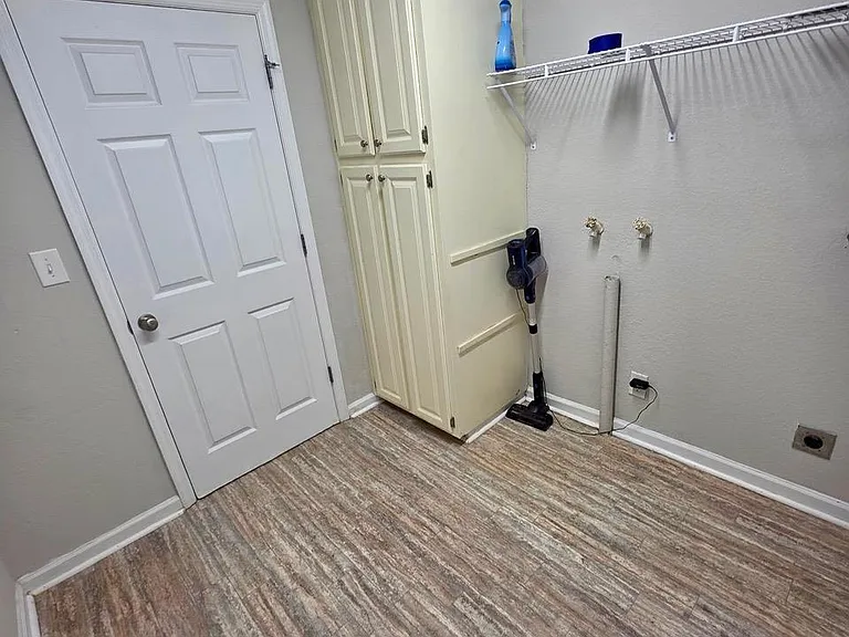 17439 Morgan Dr — Photo 28