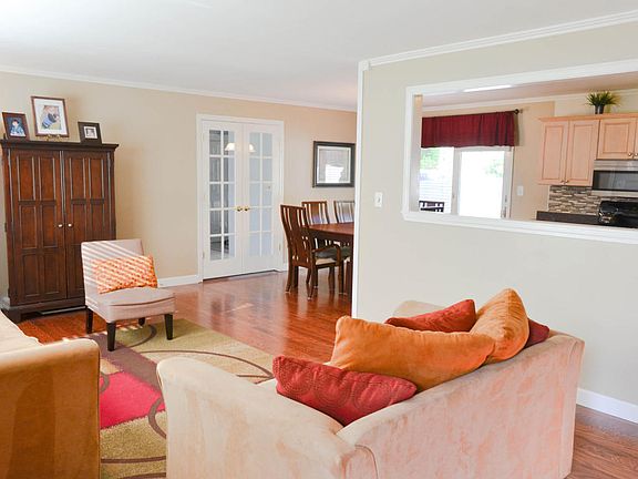 OPEN HOUSE, Sun,12-2 pm