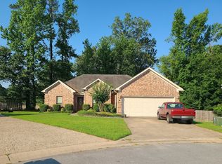 201 Pleasant Holly Dr, Benton, AR 72015