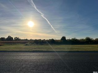 101 Sable Ln, Washington, IL 61571