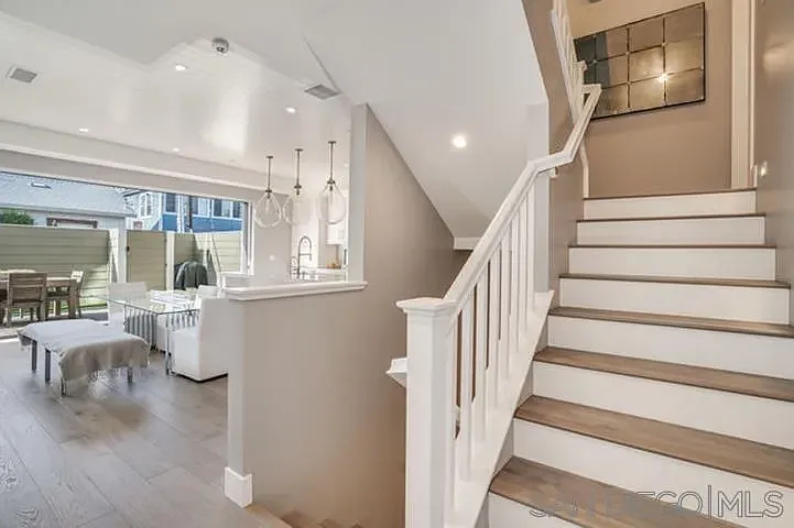 710 E Ave — Photo 30