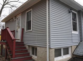40 Rock Ln, Boonton, NJ 07005
