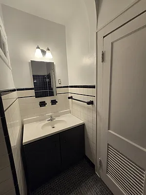 Rented by Mottier Enterprises Ltd. | media 52