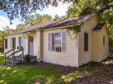 717 W Tyler St, Gilmer, TX 75644 | Zillow