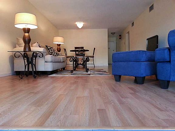 3rd image of 3807 NE 168th St APT 1