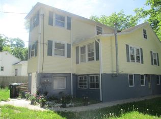 34 Pine Hill Dr, Greenwood Lake, NY 10925