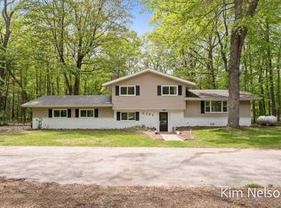 5203 Nestrom Rd, Whitehall, MI 49461