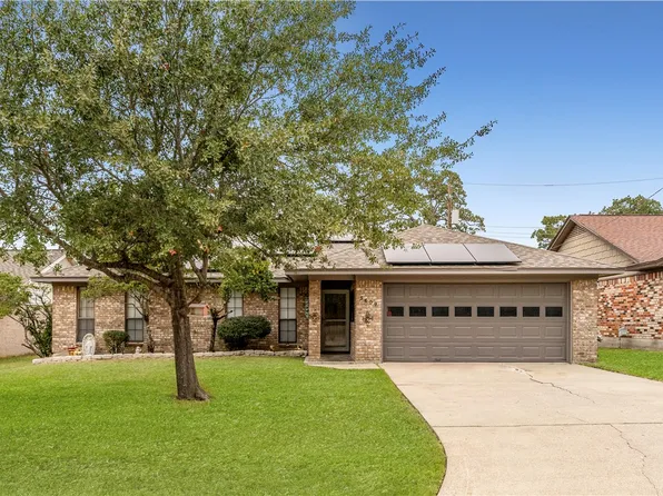 3609 Sierra Dr, Bryan, TX 77802