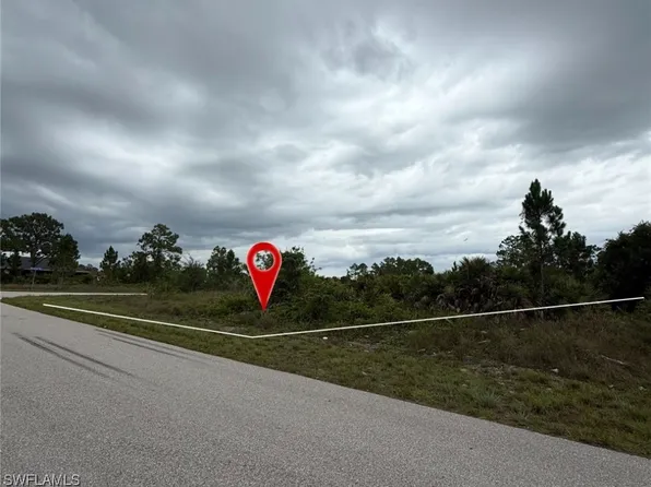 1210 Decature St E, Lehigh Acres, FL 33974