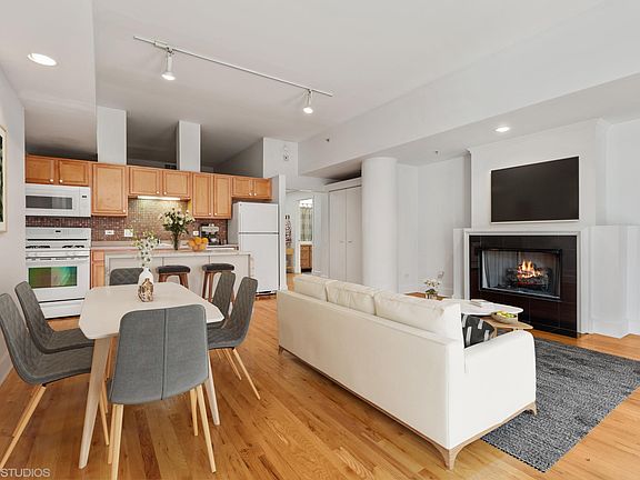 2nd image of 165 N Canal St APT 1125