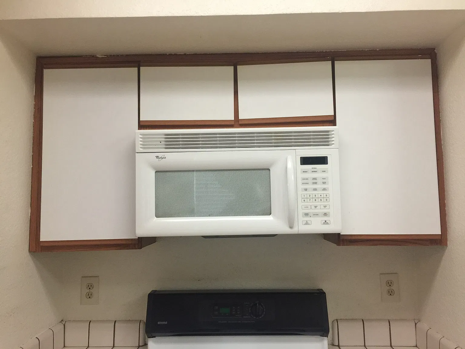 Yvette Way - 107 D — Photo 2