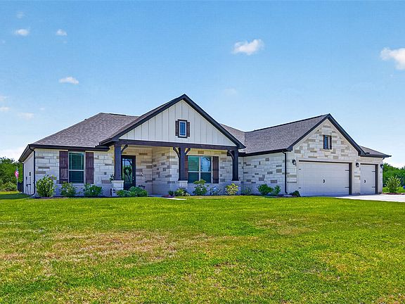 3rd image of 1131 Southfork Ranch Dr