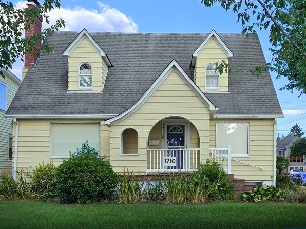 1710 Cottage St NE, Salem, OR 97301