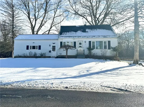 116 Winchester Dr, New Hartford, NY 13413