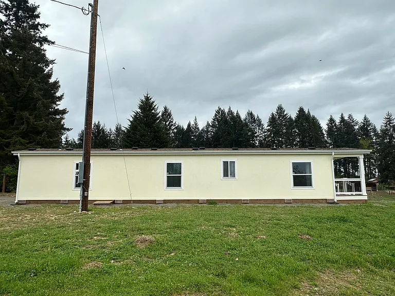 11925 Hillcrest Dr SE — Photo 5