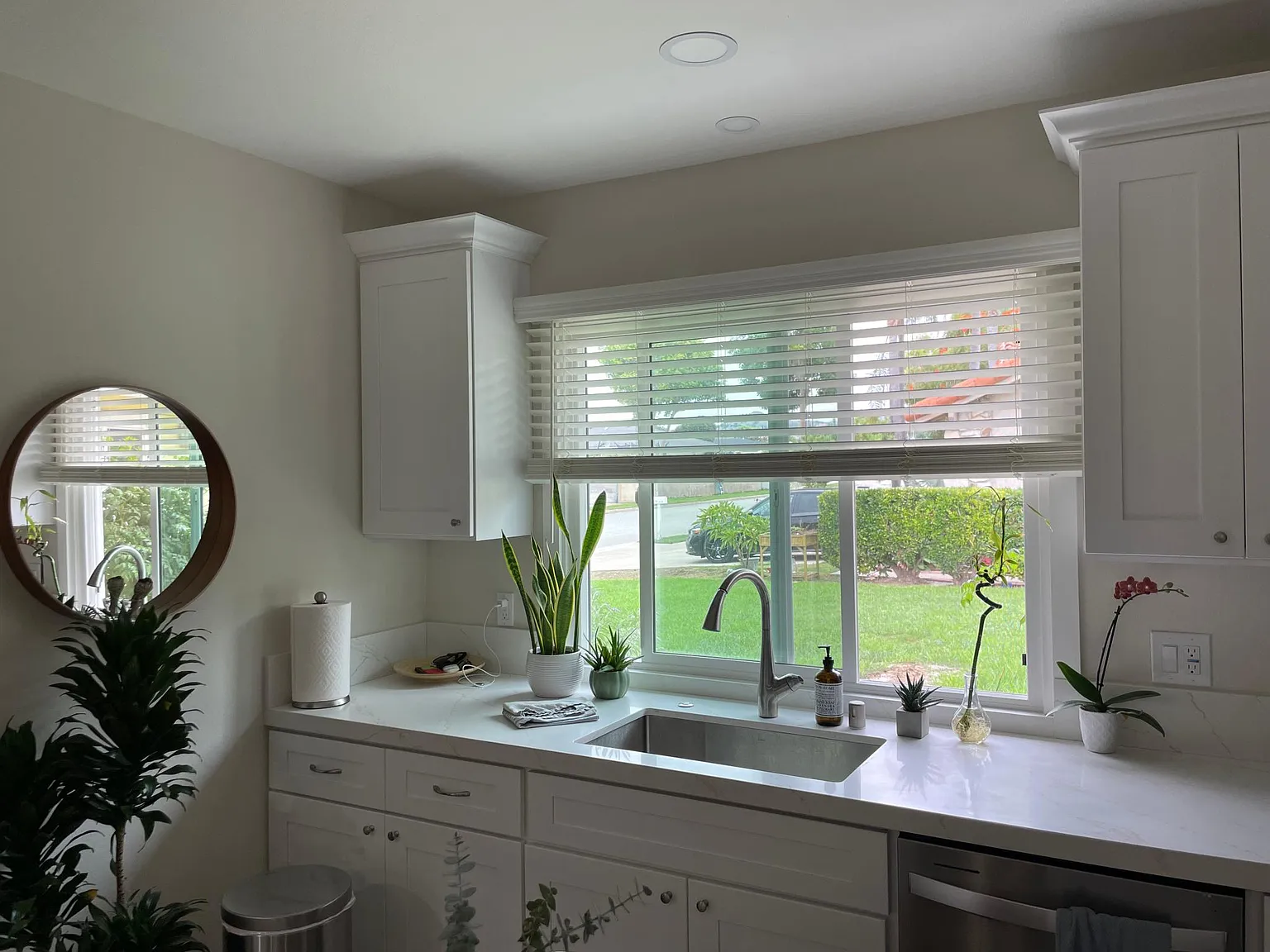 3200 E Elm St — Photo 3