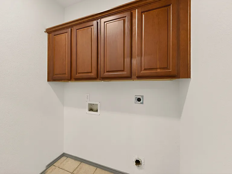 1409 Clear Creek Dr — Photo 35