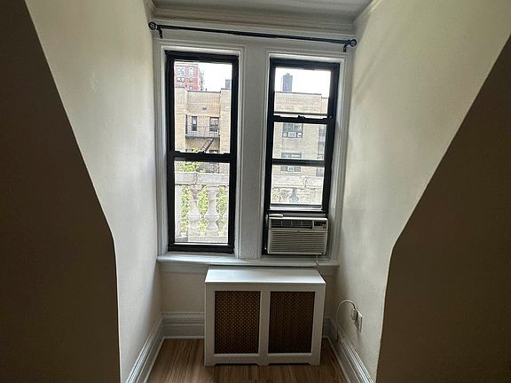 5th image of 309 W 84th St APT 5