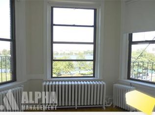 43 Bay State Rd APT 4F, Boston, MA 02215