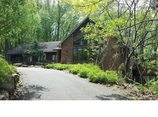 345 N Ridge Rd, Reinholds, PA 17569