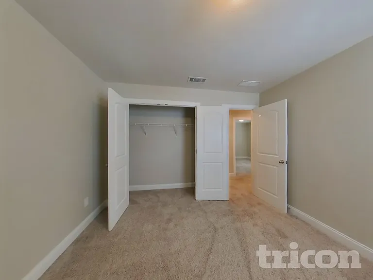 1331 Carriage Park Dr — Photo 12