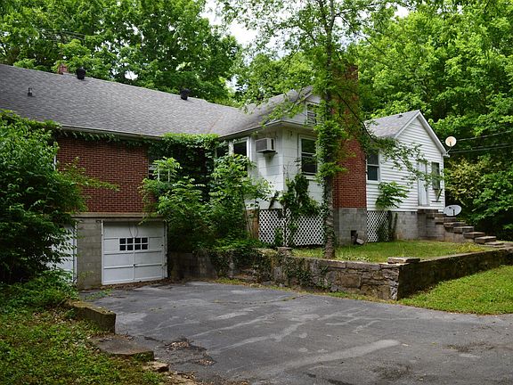 3rd image of 4015 Trotwood Ave
