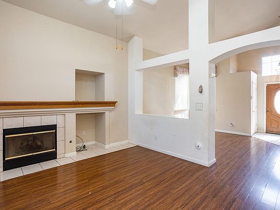 5th image of 4205 Dafni Cir