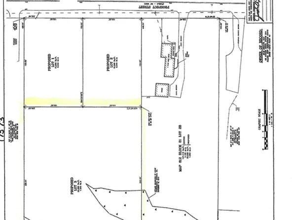 687 Jackson St, Methuen, MA 01844