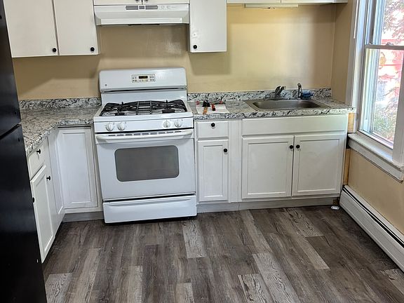 2nd image of 137 Burhans Ave