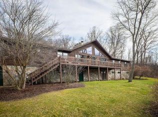 445 School Rd, Clinton, PA 15026