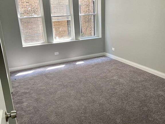 5th image of 7743 S Yates Blvd #1