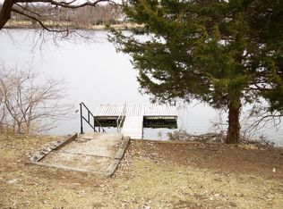212 NW Hemlock St, Lees Summit, MO 64064