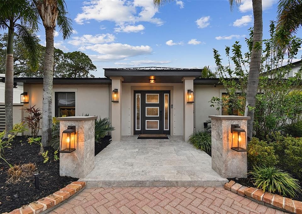 1st image of 2115 S WEST SHORE BOULEVARD