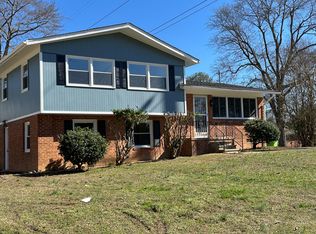 1031 Greenwich St, Raleigh, NC 27610