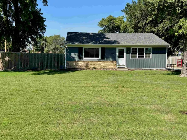 1412 NW 3rd St, Abilene, KS 67410