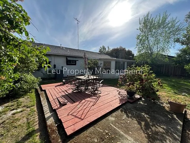 5720 Brett Dr — Photo 12