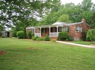 1071 Mt Pleasant Rd, Pamplin, VA 23958