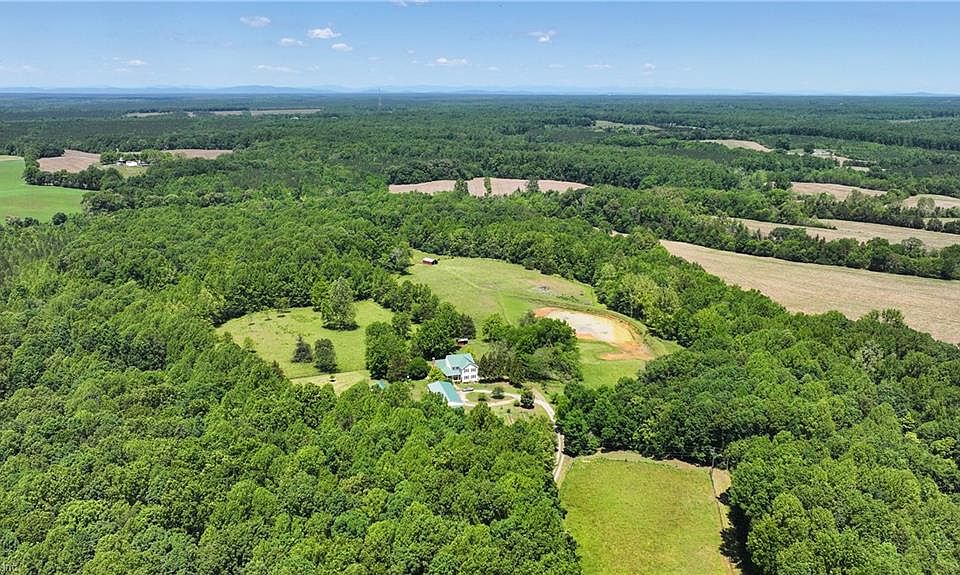 1st image of 1399 Apple Grove Rd