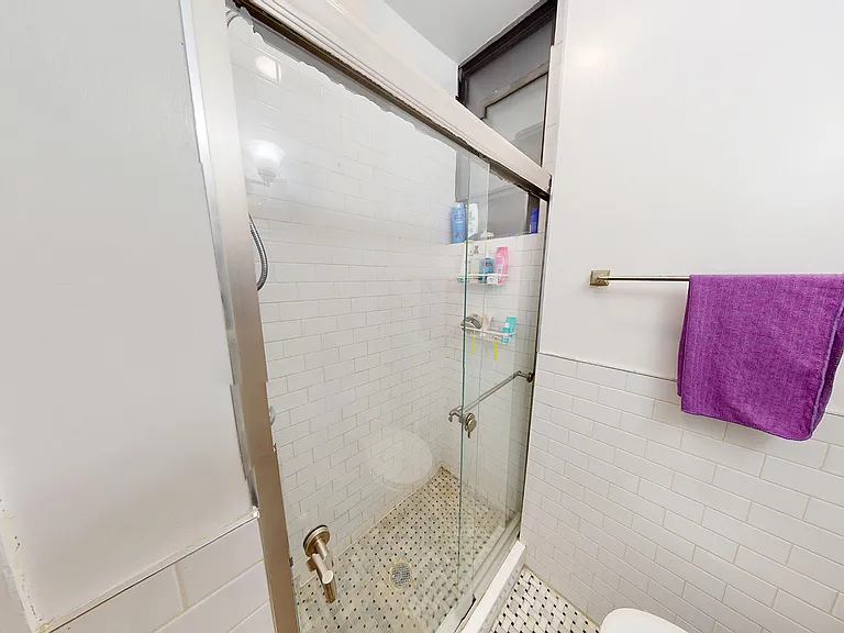 221 E 83rd St #1E — Photo 8
