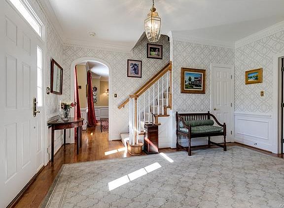 2nd image of 9306 Cragmont Dr