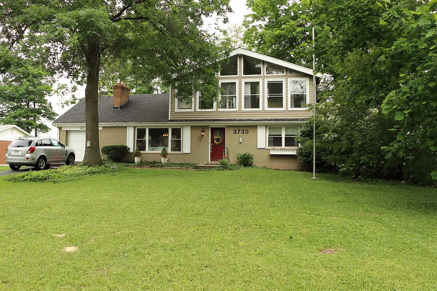 3730 Yellowstone Dr photo 1