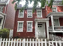 316 W Marshall St — Photo 1