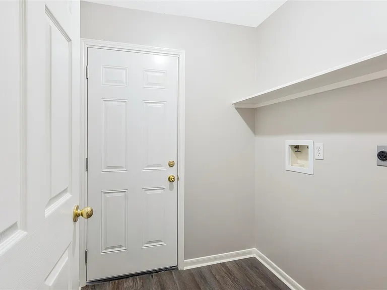 6842 Moss Boulder Dr — Photo 25