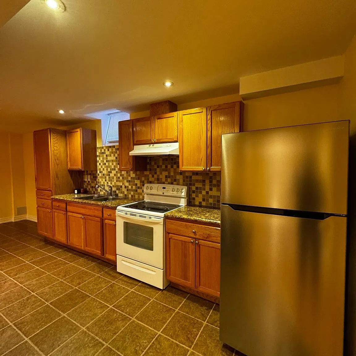 2 bed, $1,700 — Photo 2