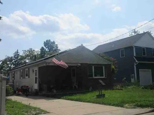 1236 Heddon Ave, Paulsboro, NJ 08066