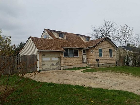 2nd image of 148 Westwood Dr