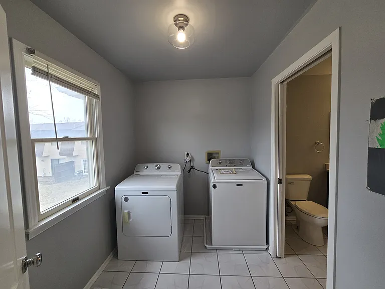 6089 Pennsylvania Dr — Photo 10
