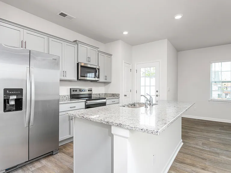 1193 Evelynnview Ln — Photo 8