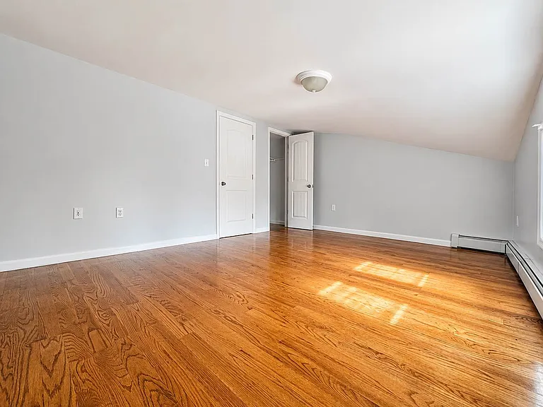 821 Greene Ave #4 — Photo 7