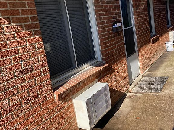 2nd image of 3140 Hassler St #2